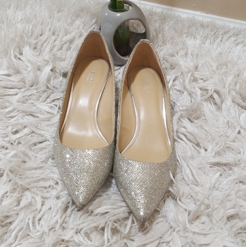 Authentic Micheal Kors kitten Heels